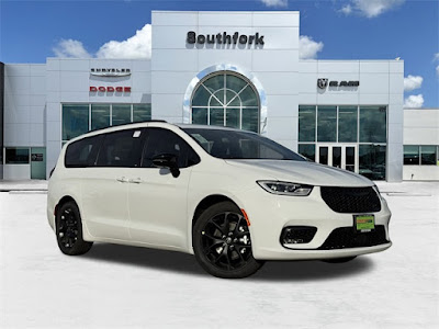 2026 Chrysler Pacifica